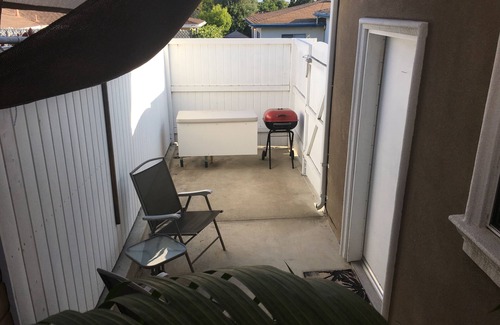 Lomita Cottage | Charming, Quiet Loft Close To Beach