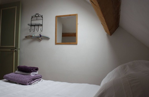 Roussillon-en-Morvan Other | Charming Renovated Farmhouse in Rural Burgundy