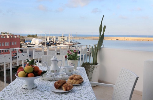 Monopoli House | CHARMING REAL HOUSE SEA VIEW INDEPENDENT TERRACES