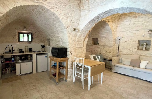 Martina Franca House | Charming Refurbished Trullo with Private Pool and High Speed Internet