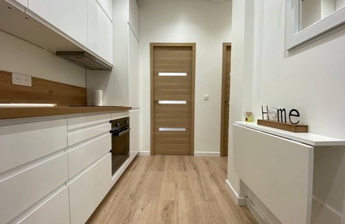 Vernier Apartment | Charming Refurbished Apartment