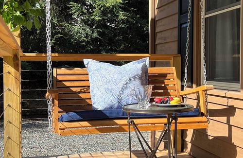 Asheville Cottage | Charming Renovated 3/2-Cottage with Hot Tub, Firepit and Fireplace.