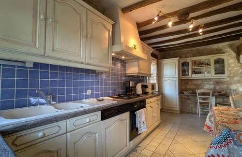 Saint-Aigny Cottage | Charming Renovated House Near River in Brenne Park with Garden, Terrace, and Modern Amenities