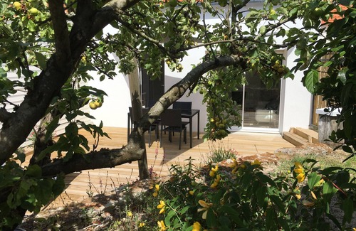 Barbatre Cottage | Charming Renovated Home Near Beach with Private Parking and Terrace