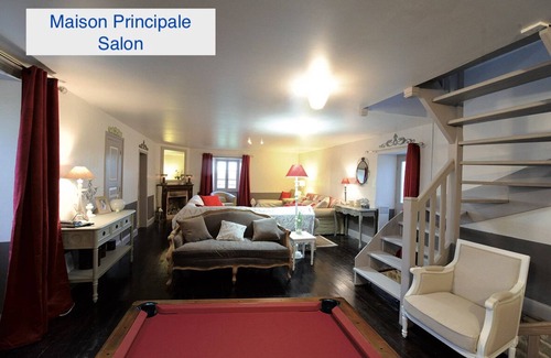 Vayrac Villa | Charming residence, perfect for communing with family and friends.