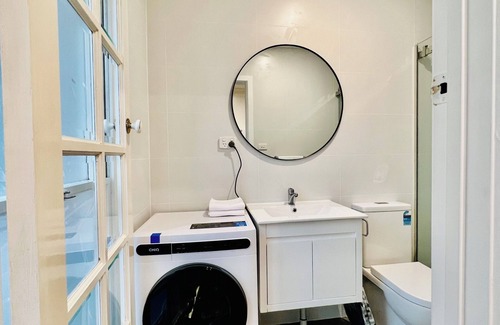Wantirna South Apartment | Charming Retreat With a Serene Garden