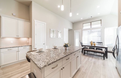 Sienna Plantation House | Charming Retreat in Sienna - Perfect Getaway for Your Next Vacation Adven #40860