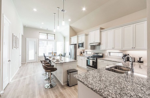 Sienna Plantation House | Charming Retreat in Sienna - Perfect Getaway for Your Next Vacation Adven #40860