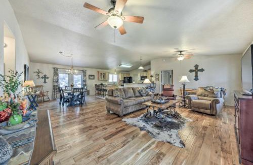 Ruidoso House | Charming Ruidoso Home with Deck and Lovely Views!