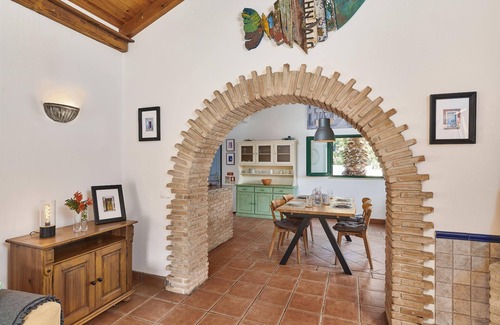 Fonte do Bispo Villa | Charming Rural Retreat, A/C, Private Pool & Beautiful Views - 11km from the Coastal Town of Tavira!