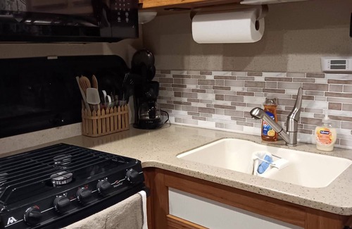 Meredith House | Charming RV with 3 beds and WiFi, AC with Pondside View in East Meredith