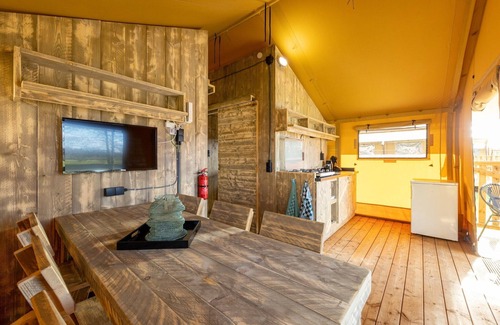 Gasselternijveen House | Charming Safari Tent by the Lake
