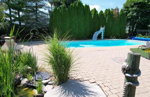 Huron House | Charming School House with Large Pool