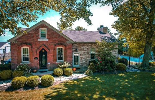 Huron House | Charming School House with Large Pool