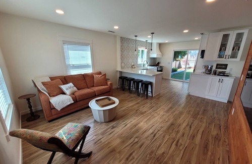 Snohomish House | Charming Snohomish Cottage- 1-bedroom house in beautiful Snohomish