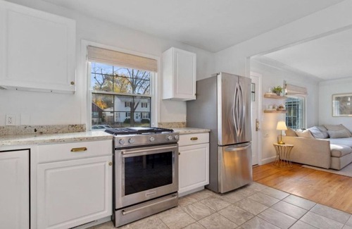 St. Louis Park House | Charming St. Louis Park Home