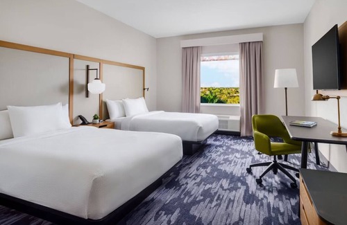 Florida City Hotel | Charming Stay: 2 Queen Beds, Fairfield Inn, Next to Everglades, Free Parking