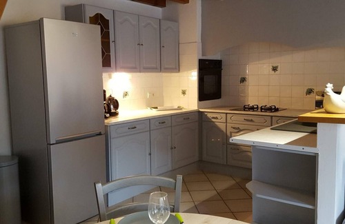 Pilat Rhodanien Cottage | Charming Stone Cottage with Private Pool and Wi-Fi