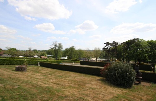 Brecey Cottage | Charming stone house with terrace and Wi-Fi