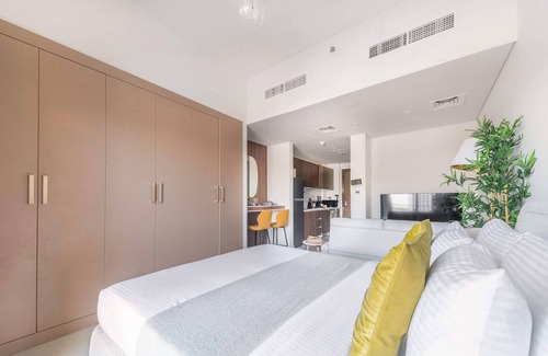 Dubai Apartment | Charming Studio Apt in the Heart of Jabel Ali!