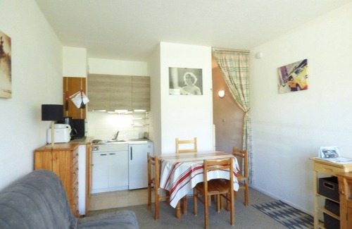 Arette Apartment | Charming Studio for 5 - Ski-in/Ski-out, Balcony with View, Free Parking, Near Shops