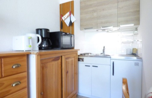 Arette Apartment | Charming Studio for 5 - Ski-in/Ski-out, Balcony with View, Free Parking, Near Shops