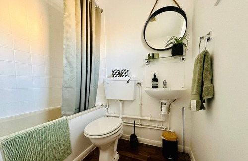Wavendon Apartment | Charming Studio Apartment