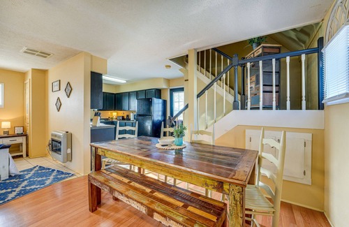 Berryville Apartment | Charming Studio Home 12 Mi to Eureka Springs!