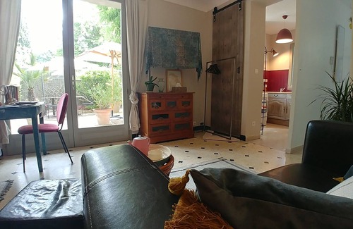 Nyons Apartment | Charming Studio in Nyons