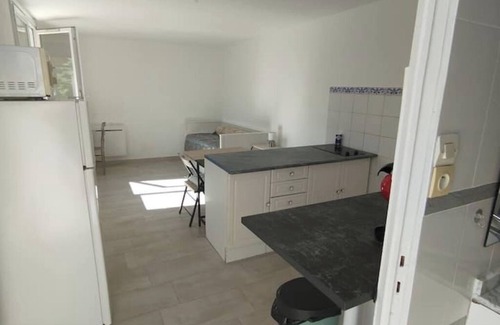 Toulon Apartment | Charming studio located in Toulon
