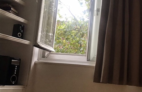 Soho Apartment | Charming studio very central Soho/Covent Garden. Excellent reviews!