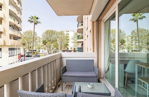 Les Baumettes Apartment | Charming Studio with balcony & pool -Heart of Nice