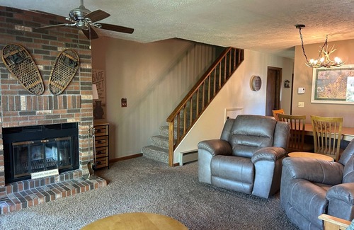 Cedar House | Charming Sugarloaf Townhome-Heart of Leelanau County–Pool, Beaches & Wineries