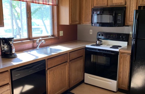 Cedar House | Charming Sugarloaf Townhome-Heart of Leelanau County–Pool, Beaches & Wineries