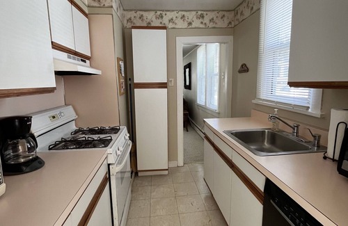 Riviera Cottage | Charming Summer Cottage in Ocean City!