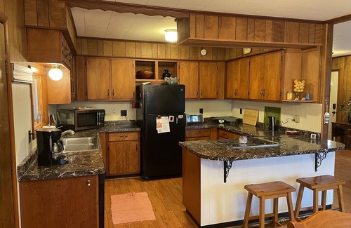 Mount Ida House | Charming Summer Getaway 3-bedroom house in enchanting Mount Ida with WiFi, AC
