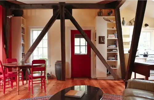 Albion Cottage | Charming, Sunny Watertower Cottage in Artist Community 2 Miles from the Ocean