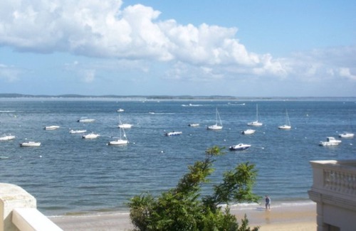 Arcachon Apartment | Charming T2 in Arcachon, direct beach access, private parking