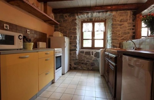 Saint-Front Cottage | Charming Thatched Roof Cottage with Fireplace, Terrace, and Nature Activities Nearby