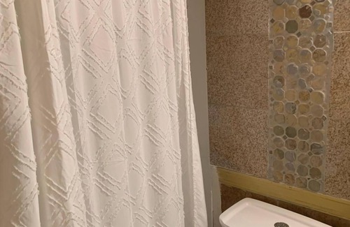 Norfolk - Virginia Beach House | Charming townhome in welcoming Virginia Beach with WiFi, AC