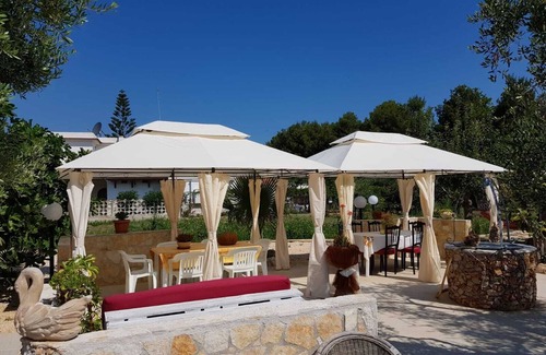 Defensola House | Charming townhome in nice Vieste with AC