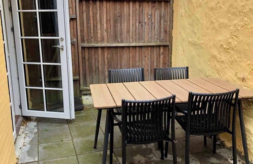 Ærø Municipality House | Charming townhome near beach and square