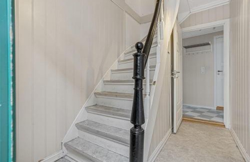 Bergen City Centre Apartment | Charming Townhouse - Walk Everywhere!