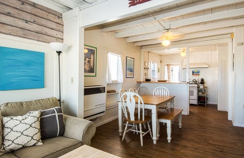 West Newport Cottage | Charming traditional Newport Beach cottage!