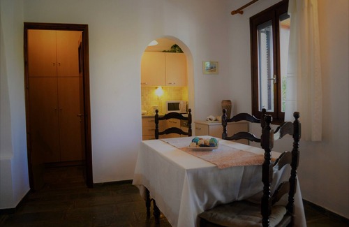 Agia Anna House | #Charming Traditional House, 40 meters from Agia Anna Beach