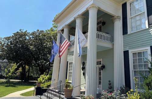 Anderson House | Charming two room grand suite in Historic antebellum mansion.