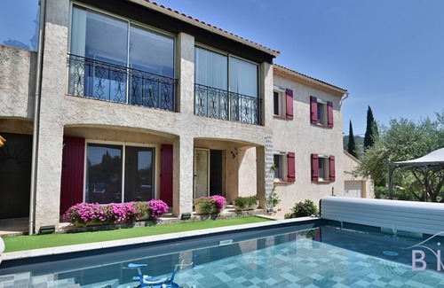 Taradeau Apartment | Charming upper villa + private pool & jacuzzi