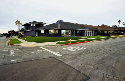 View Park-Windsor Hills House | Charming 3-bedroom house with AC and Pool in awesome View Park-Windsor Hills