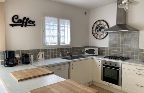 Six-Fours-les-Plages House | Charming villa 5 minutes from the first beaches