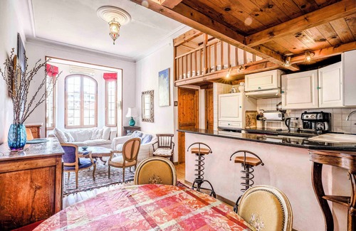 Carabacel Apartment | Charming, very quiet, bright apartment in town center